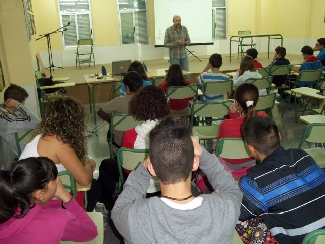 Los escolares de Lorquí participan en un programa de prevención del sexismo - 2, Foto 2