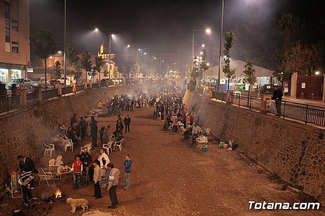 El tradicional concurso de migas de las fiestas de Santa Eulalia se celebrará finalmente en un jardín junto al recinto ferial, Foto 1