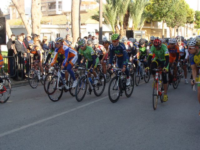 Cerca de 130 ciclistas compiten en la XI carrera Memorial El Capellán de San Pedro del Pinatar - 1, Foto 1