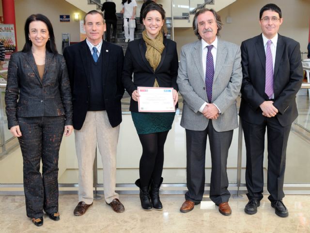 Anunciación Núñez gana el concurso para publicitar la Universidad del Mar-Campus Mare Nostrum - 1, Foto 1