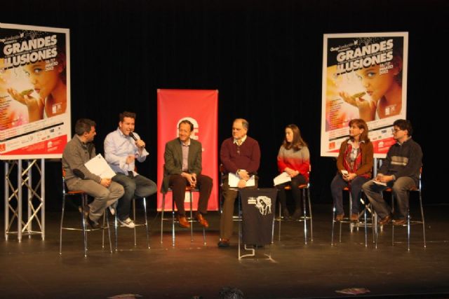 La magia y el ilusionismo llegan al Teatro Circo para llevar la solidaridad de los murcianos a los discapacitados intelectuales - 3, Foto 3