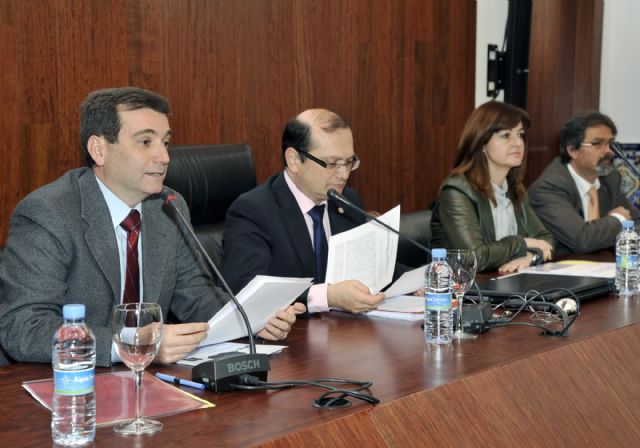 La Universidad de Murcia analiza la reforma laboral - 3, Foto 3
