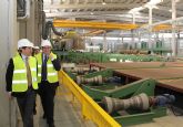 El Alcalde y miembros del Equipo de Gobierno visitan las instalaciones de la Factoría  multinacional de metalurgia Noksel