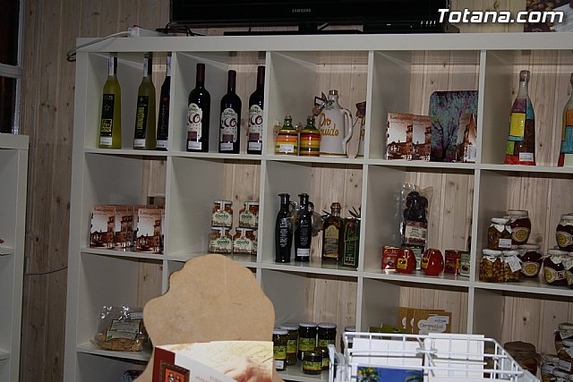 Se inaugura la nueva tienda de productos tursticos y souvenirs de Totana que CEDETO ha puesto en marcha - 25