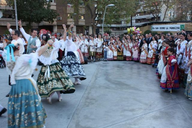 Cámara preside la inauguración de las barracas acompañado por las Reinas de la Huerta 2012 - 2, Foto 2