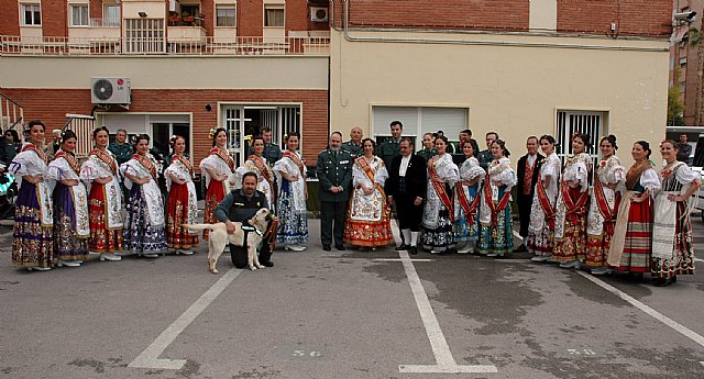 La Reina de la Huerta 2012 y sus damas de honor visitan las instalaciones de la Guardia Civil de Murcia - 1, Foto 1