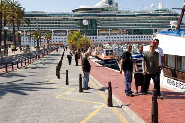 El Teatro Romano, el Barrio del Foro y otros centros abren el lunes a los cruceristas - 1, Foto 1