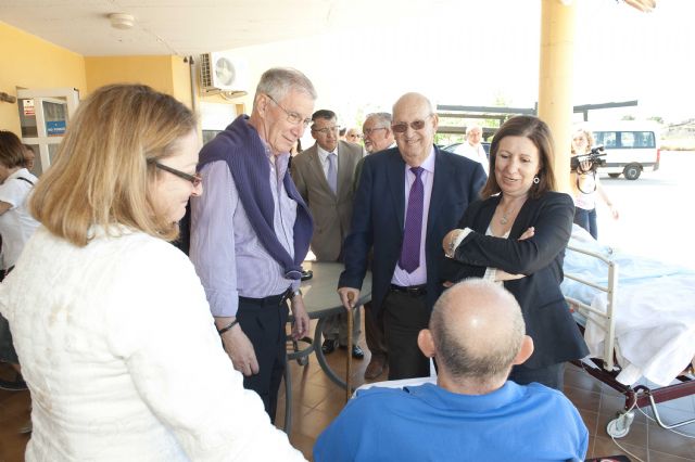 La consejera de Sanidad y Política Social visita las instalaciones de Torre Nazaret - 2, Foto 2