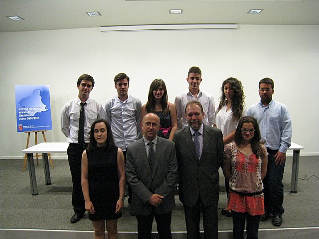 Sotoca destaca el incremento de estudiantes con expediente sobresaliente en la Región - 2, Foto 2