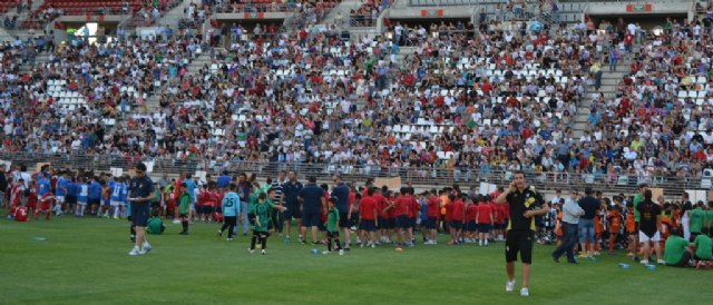 Nueva Condomina despide la temporada a 3000 niños de la Liga Interescuelas - 1, Foto 1