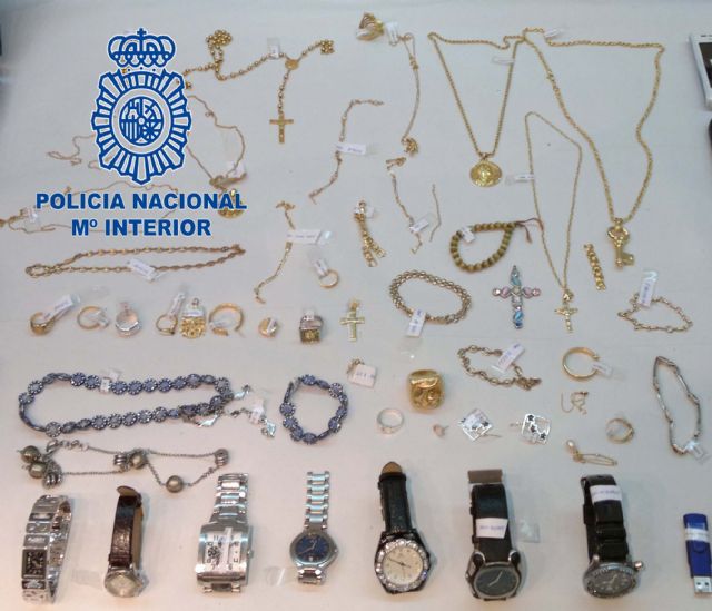 La Policía Nacional desarticula una organización criminal que asaltaba viviendas con sus moradores - 1, Foto 1