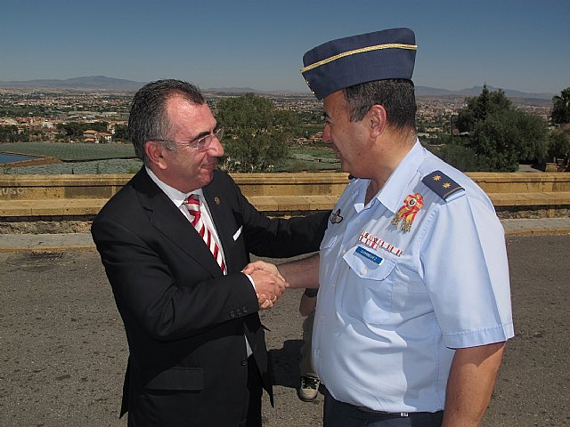 Campos elogia la alta preparación de los alumnos de la Academia General del Aire como garantes de los principios y valores constitucionales - 3, Foto 3