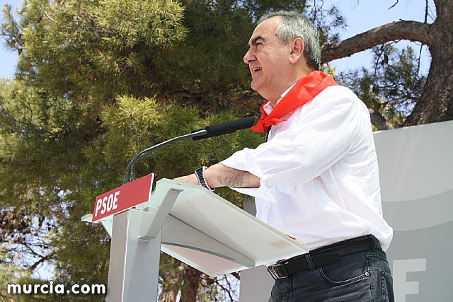 González Tovar llama a la unidad de todos los socialistas y anima a trabajar y conectar con la gente en la I Fiesta de la Rosa del PSRM - 1, Foto 1