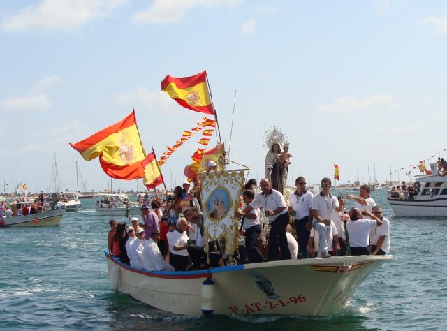 Fieles y pescadores honran a la Estrella de los mares en una romería por tierra y mar - 3, Foto 3