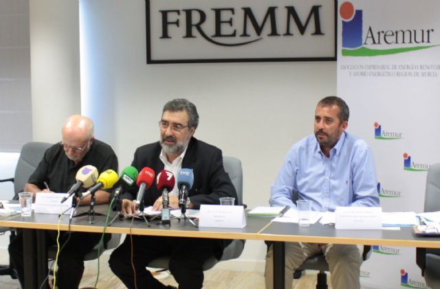 Los empresarios de AREMUR, en FREMM, abogan por regular ya por ley las condiciones de acceso de los usuarios al autoconsumo eléctrico - 1, Foto 1