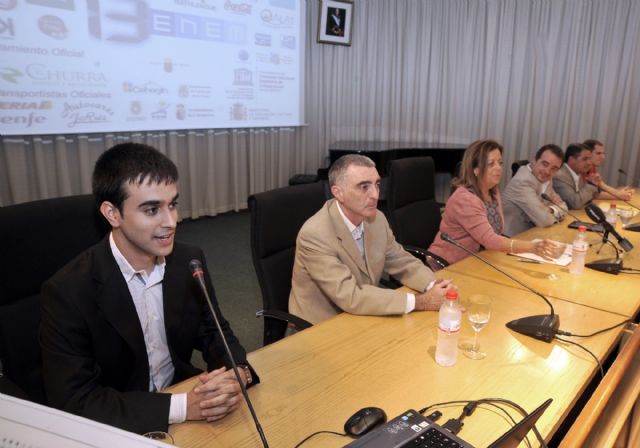 Más de 200 estudiantes se reúnen en la Universidad de Murcia dentro del Encuentro Nacional de Matemáticas - 1, Foto 1