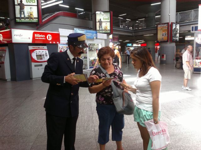 Concluye la campaña promocional Pasajeros a la Playa desarrollada en Madrid por el Plan de Competitividad Turística de Águilas - 1, Foto 1