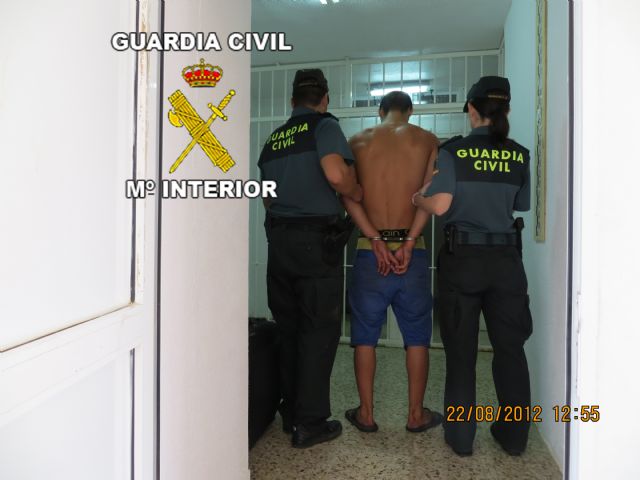 Detenido el responsable de la agresión a un vigilante de seguridad del zoco - 1, Foto 1