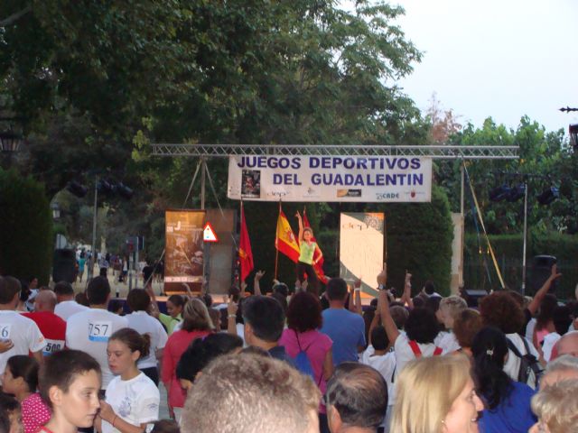 5´8 kilómetros y 1.200 personas dan la bienvenida a los Juegos - 2, Foto 2