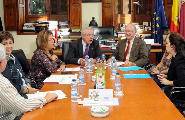 UNICEF y la Universidad de Murcia promoverán actividades sobre la infancia - 1, Foto 1