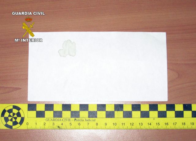 La Guardia Civil sorprende a dos personas cometiendo el timo del negativo - 5, Foto 5