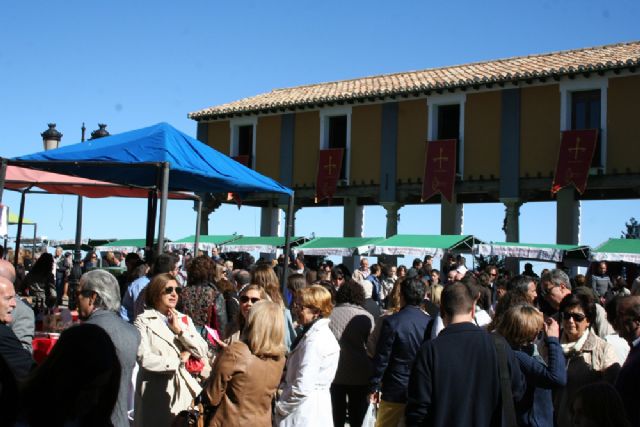 Los vinos cehegineros protagonizan la apertura de la nueva temporada del mercadillo - 3, Foto 3