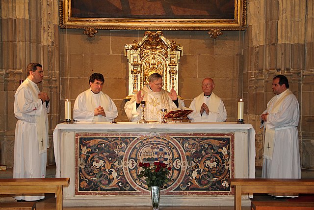 El Instituto Pontificio Juan Pablo II de la Diócesis de Cartagena inaugura el curso con una Misa presidida por el Sr. Obispo - 1, Foto 1