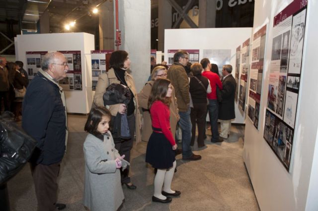 Abierta al público la exposición que homenajea a Víctor Beltrí - 2, Foto 2