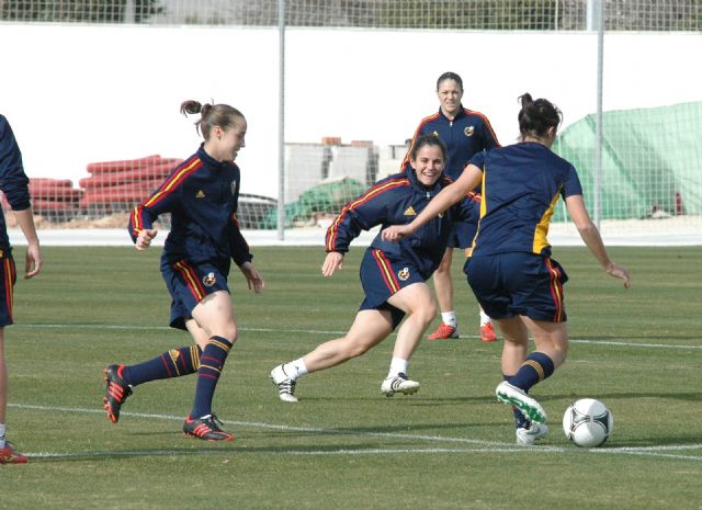 España y Rusia ensayan para la Euro en Pinatar Arena - 1, Foto 1