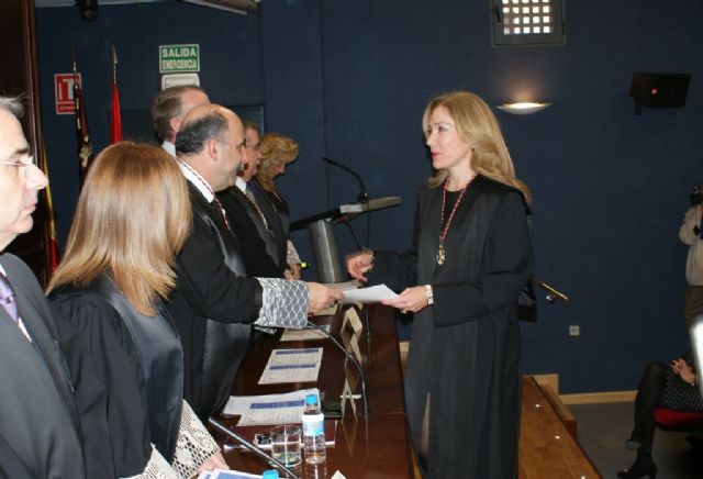 El Colegio de Abogados de Murcia homenajea a los letrados con más de 20 años de pertenencia en el Turno de Oficio - 2, Foto 2