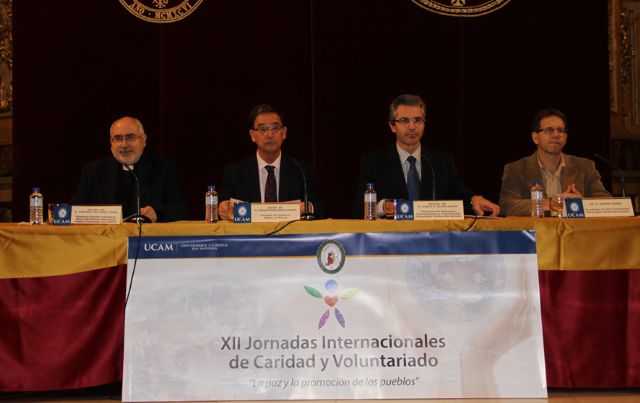 La UCAM inaugura la XII edición de las Jornadas Internacionales de Caridad y Voluntariado - 1, Foto 1