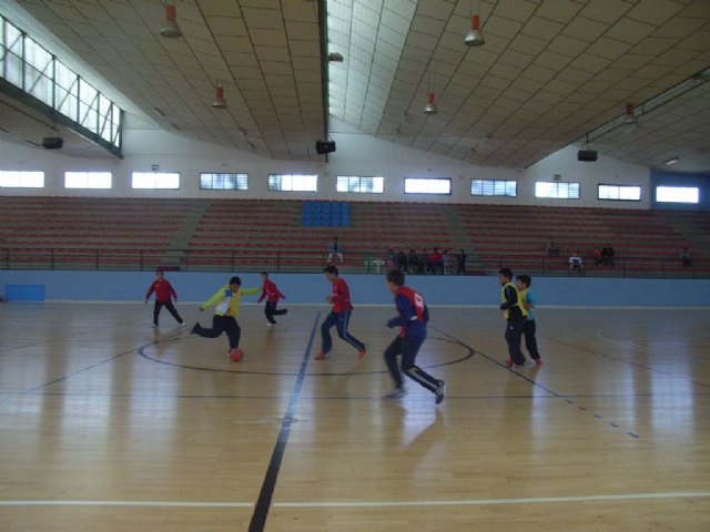 Comienza la fase local de futbol sala alevín de Deporte Escolar, organizada por la concejalía de Deportes - 3, Foto 3