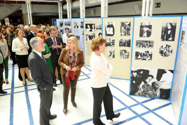 Un paseo por el origen del voto femenino en España - 1, Foto 1