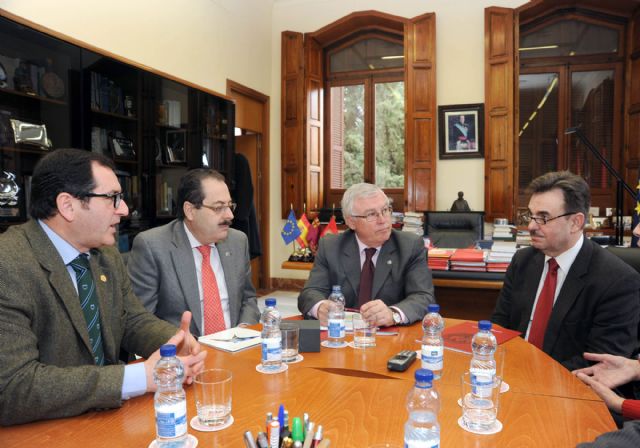 El rector de una universidad de Letonia visita la Universidad de Murcia para la firma de un convenio de colaboración - 1, Foto 1