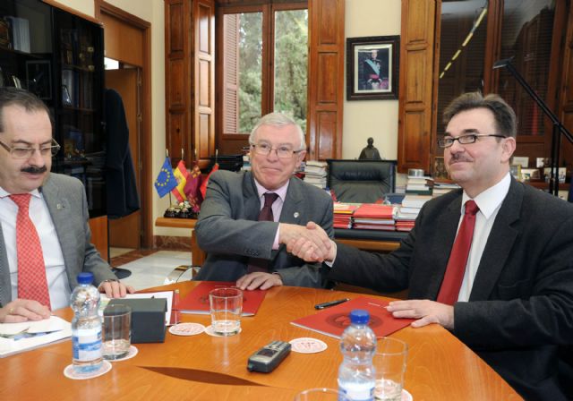 El rector de una universidad de Letonia visita la Universidad de Murcia para la firma de un convenio de colaboración - 4, Foto 4