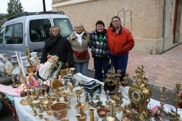 El mercadillo de segunda mano aumenta el número de puestos y la calidad de sus piezas - 4, Foto 4