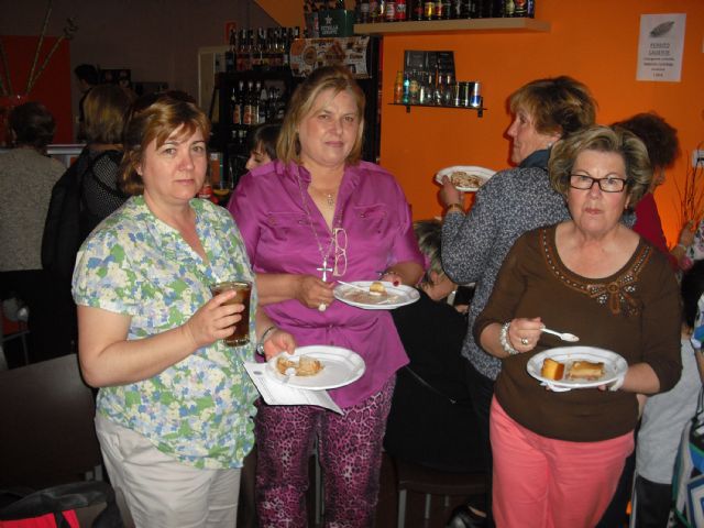 Una tarde de lo más dulce para la asociación de mujeres Isabel González torreña - 5, Foto 5