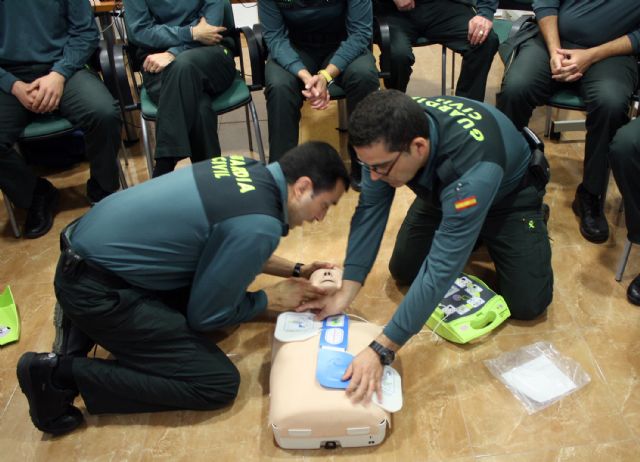 La Guardia Civil de Murcia instaurará el primer espacio cardioprotegido de las Fuerzas y Cuerpos de Seguridad de la Región - 3, Foto 3