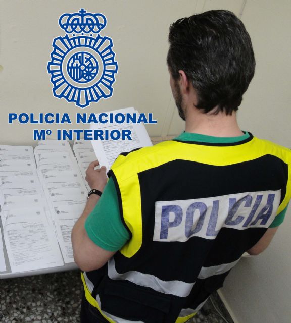 La Policía Nacional desarticula una organización dedicada al fraude a la Seguridad Social y a la venta de contratos de trabajo falsos a inmigrantes - 1, Foto 1