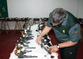 La Guardia Civil de Murcia celebra la exposición-subasta de armas del año 2013