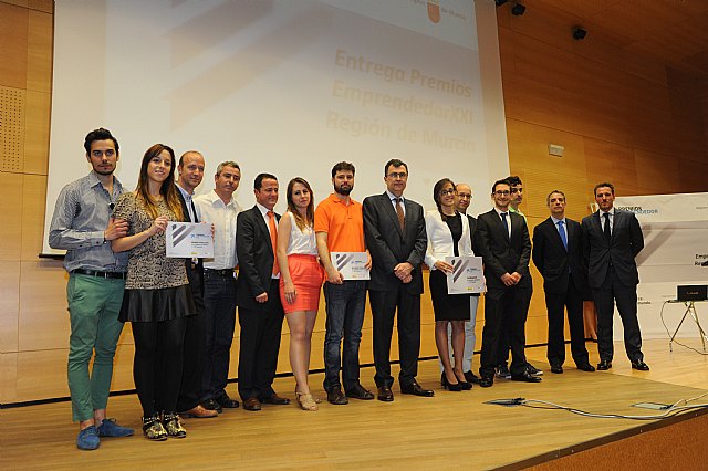 Una empresa murciana de sensores inalámbricos que optimizan el consumo de agua y energía gana el premio ´Emprendedor XXI´ - 1, Foto 1