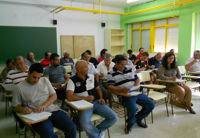 Un total de 25 personas participan en un curso de plaguicidas fitosanitarios - 1, Foto 1