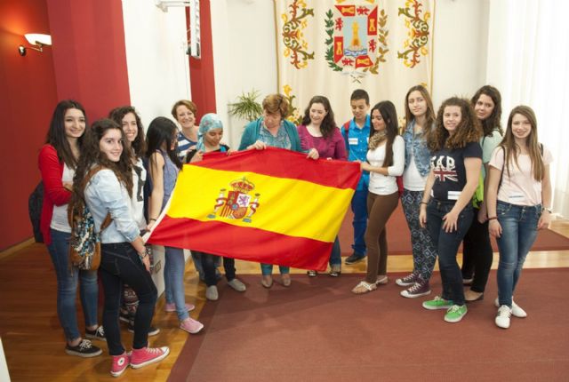 Misión cumplida de los jóvenes europeos en el Palacio Consistorial - 1, Foto 1