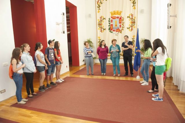 Misión cumplida de los jóvenes europeos en el Palacio Consistorial - 2, Foto 2