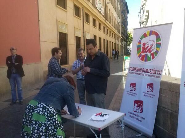 IU-Verdes impulsa la campaña #AValcárcelLeDiría para llevar la voz de la calle a la Asamblea - 1, Foto 1