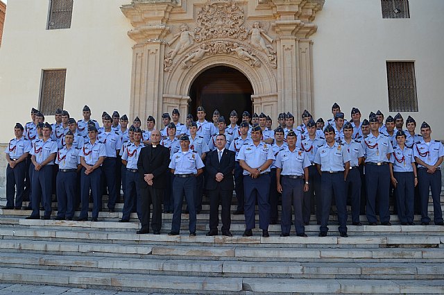 Campos destaca que el gran talento y valía de los alumnos de la AGA los sitúan al más alto nivel de la aviación internacional - 1, Foto 1