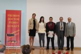 Los estudiantes Gins Moreno y Ana Beln Lpez, premiados por sus excelentes expedientes acadmicos en los III Premios Doctor Pedro Guilln