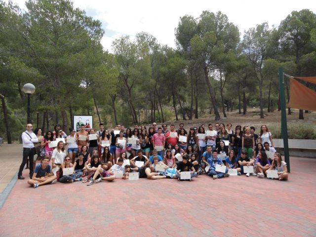 Los corresponsales juveniles de San Javier despiden el curso con sus colegas de otros municipios en un Encuentro celebrado en el Albergue Juvenil del Valle - 1, Foto 1