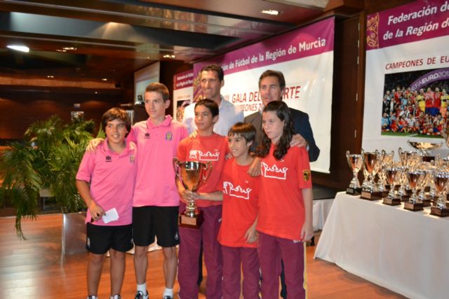 Los mejores de la temporada, en la Gala de Entrega de Trofeos de la Federación de Fútbol - 1, Foto 1