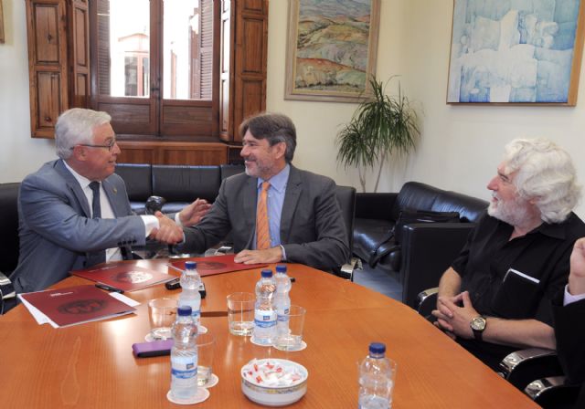 La Universidad de Murcia pone en marcha una Cátedra de investigación de la obra del artista Cristóbal Gabarrón - 4, Foto 4